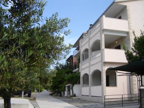 Apartments Ursic Mb Brela Buitenkant foto